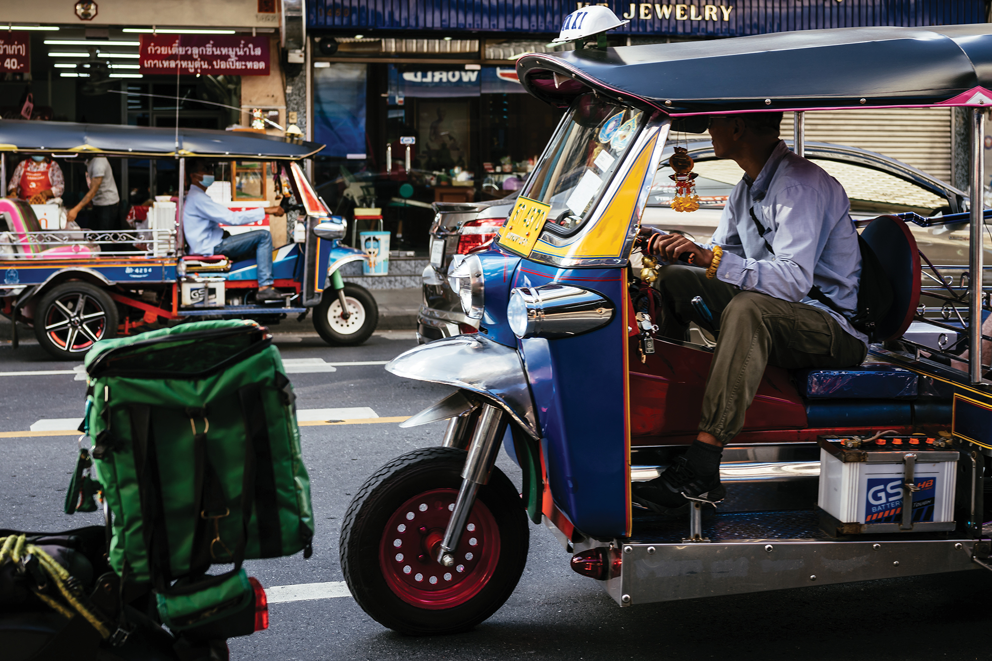 Tuk-tuk taxi